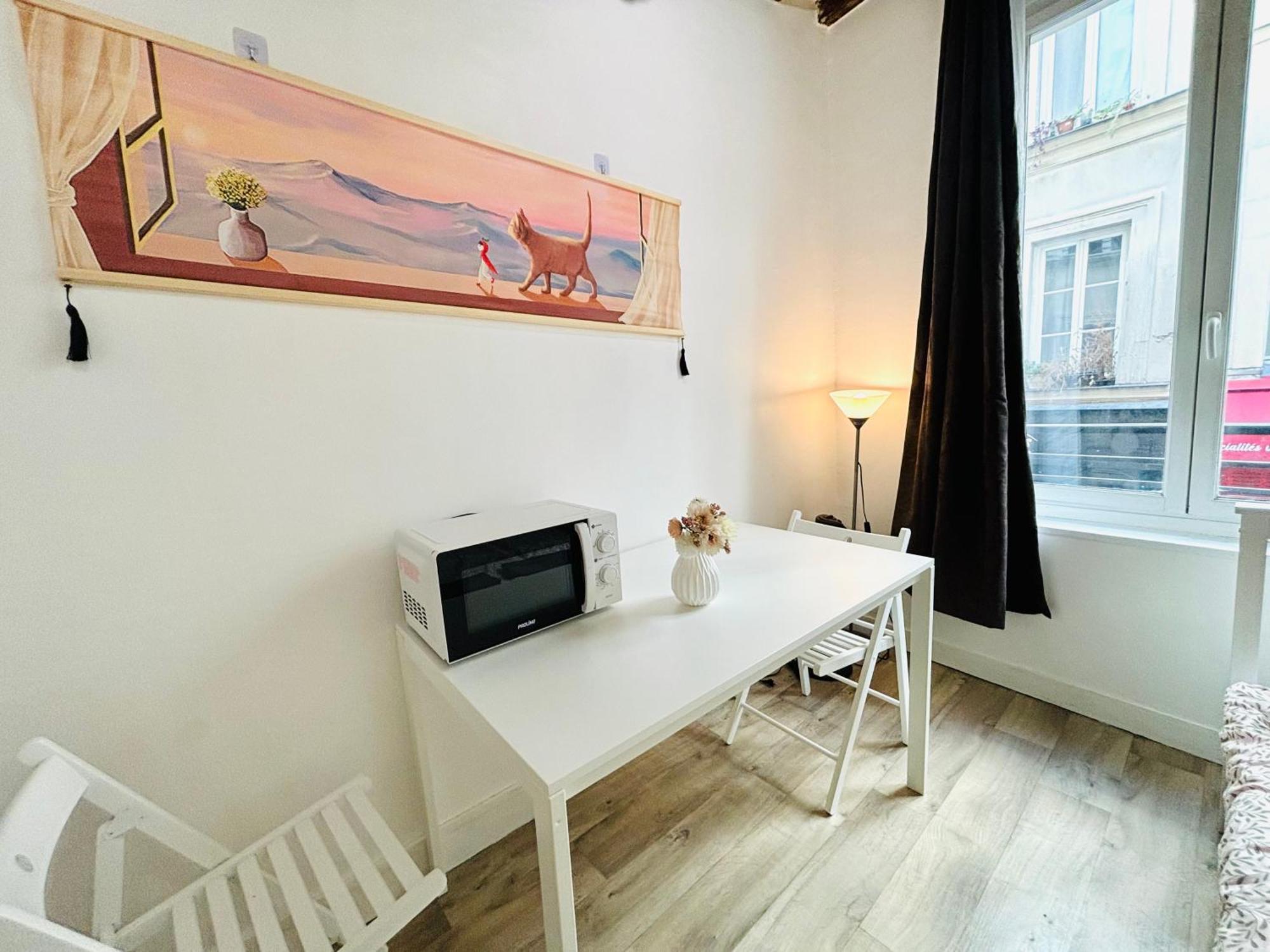 Dream Dwell - Cozy Family Near Quartier Marais Iiie Apartamento